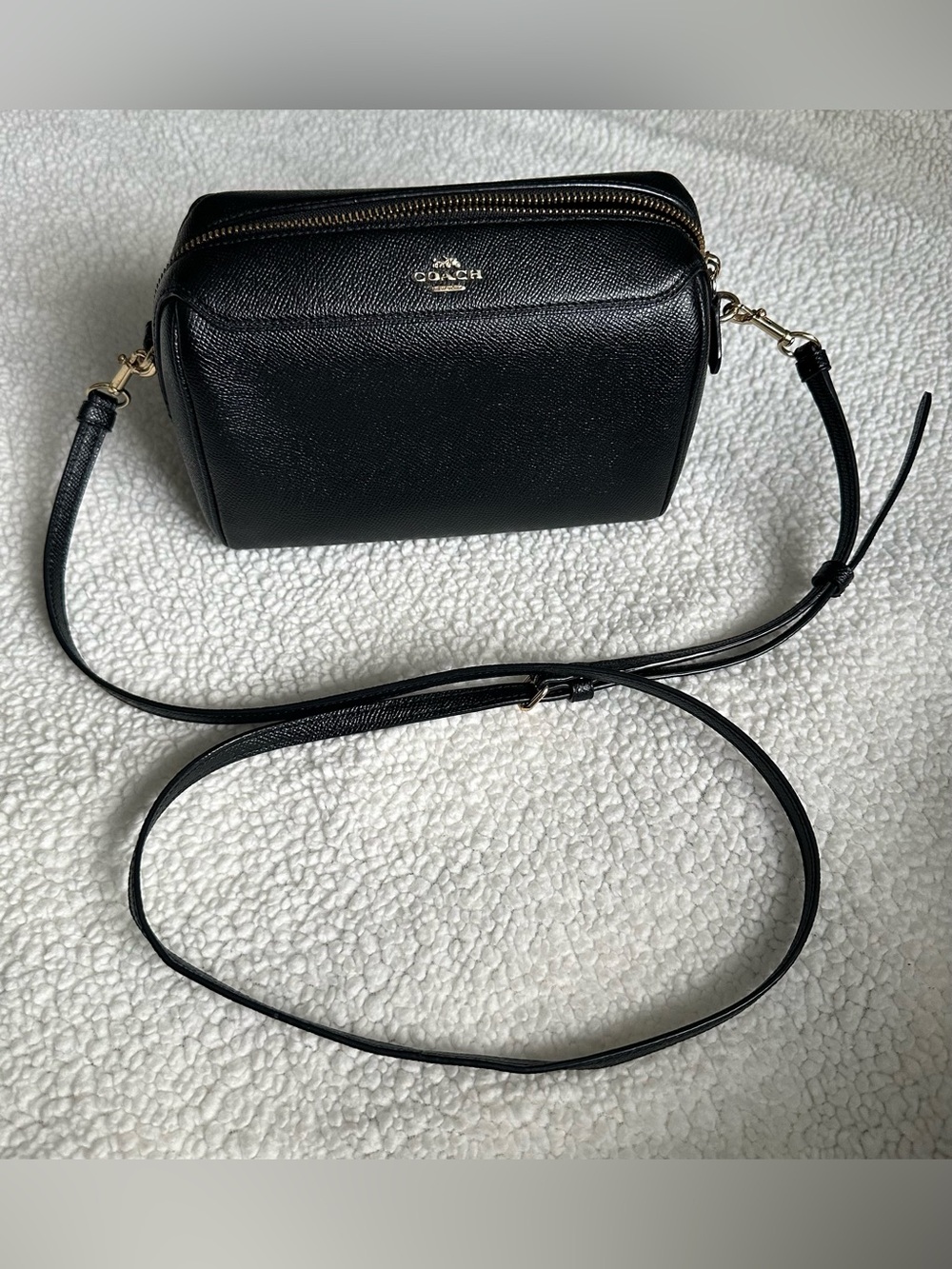 Coach Mini Bennett Crossbody Bag Black Crossgrain Leather F76629 Gold Hardware - Picture 2 of 14